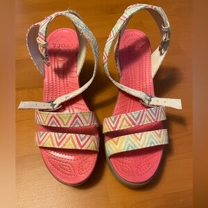 Ladies multi color Croc wedge shoes.